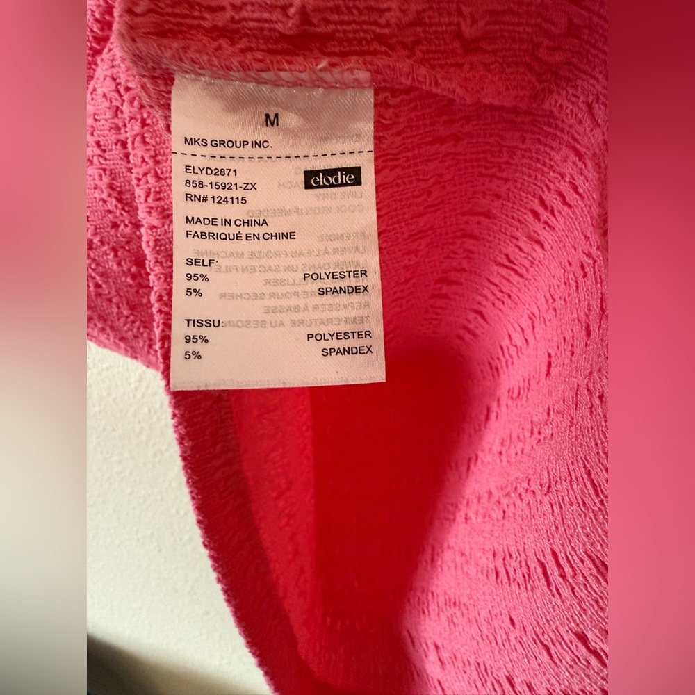 NWOT Elodie Barbie Pink Textured Bodycon dress - Picture 4 of 6